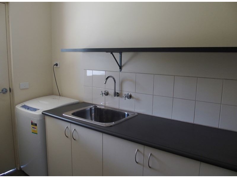 53 Ely Street, Oxley VIC 3678