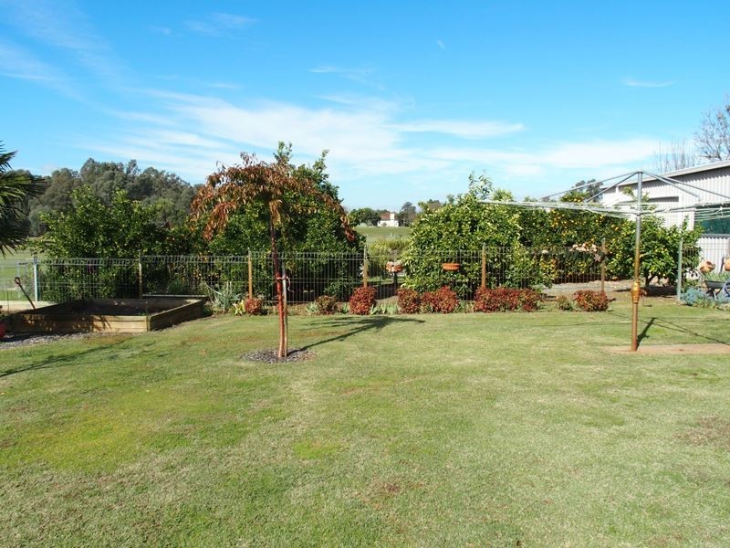 696 Wangaratta-Yarrawonga Road, Waldara VIC 3678