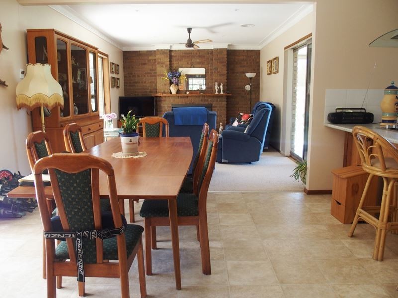 696 Wangaratta-Yarrawonga Road, Waldara VIC 3678