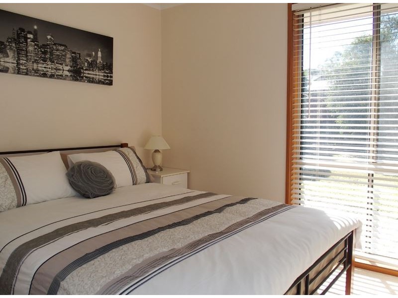 16 Mistletoe Lane, Glenrowan VIC 3675