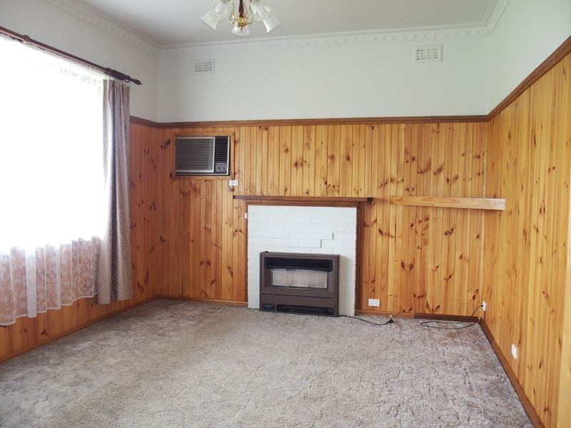 15 Hamilton Crescent, Wangaratta VIC 3677