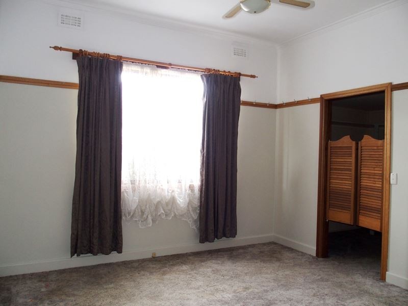 15 Hamilton Crescent, Wangaratta VIC 3677