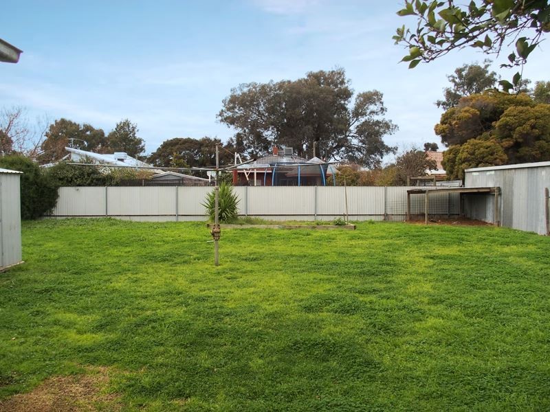 15 Hamilton Crescent, Wangaratta VIC 3677