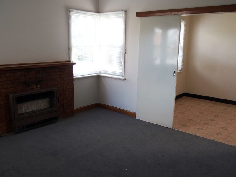 6 Esmond Street, Wangaratta VIC 3677