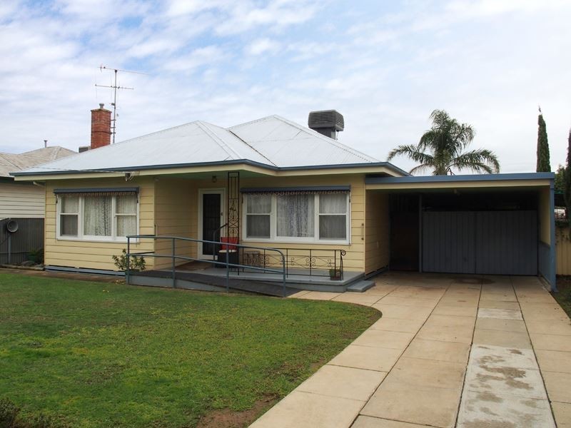 2 Irwin Avenue, Wangaratta VIC 3677