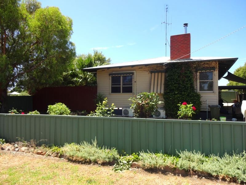 39 School Road, Springhurst VIC 3682