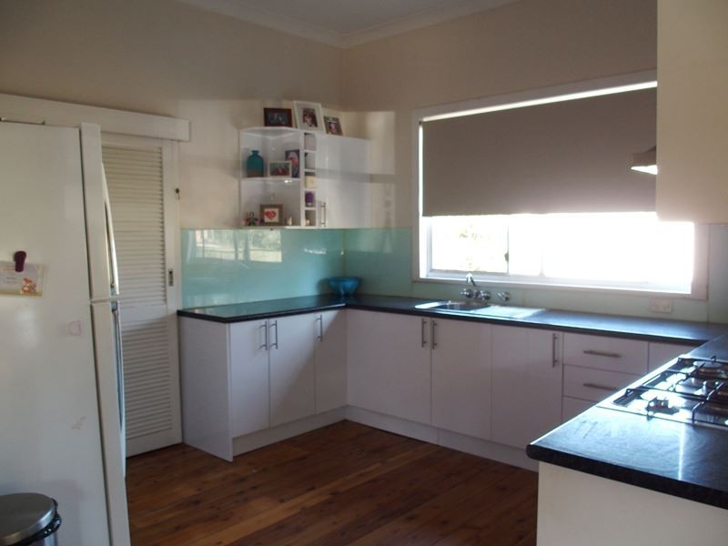 48 Church Street, Glenrowan VIC 3675