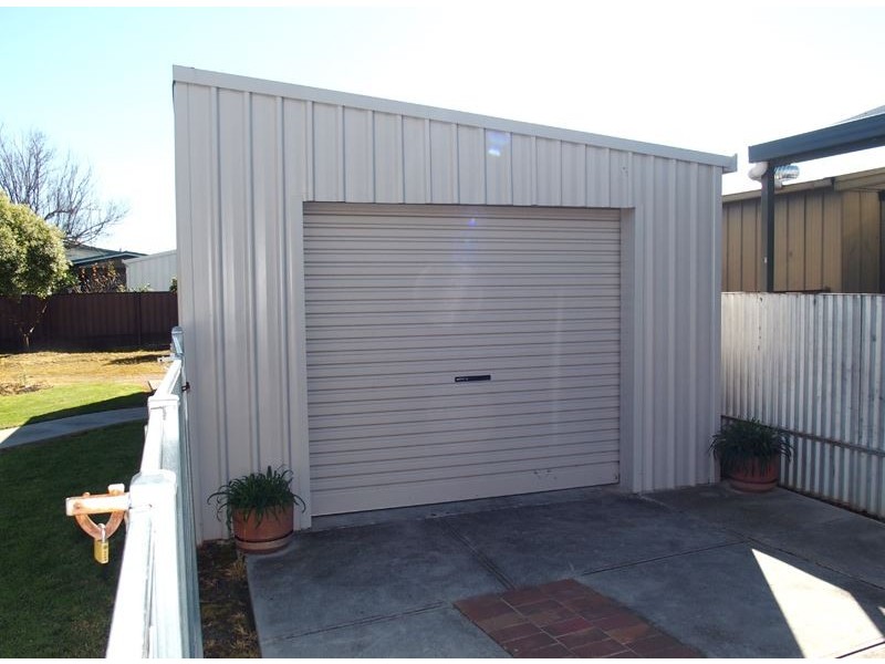 16 Shiel Street, Wangaratta VIC 3677