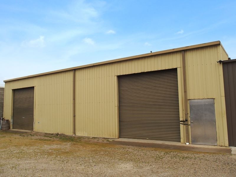 27 Hay Avenue, Wangaratta VIC 3677