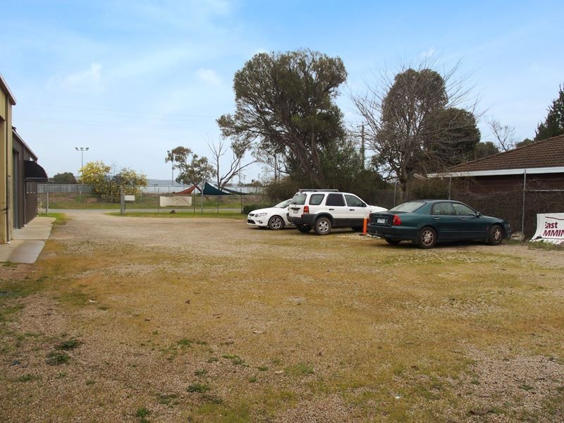 27 Hay Avenue, Wangaratta VIC 3677