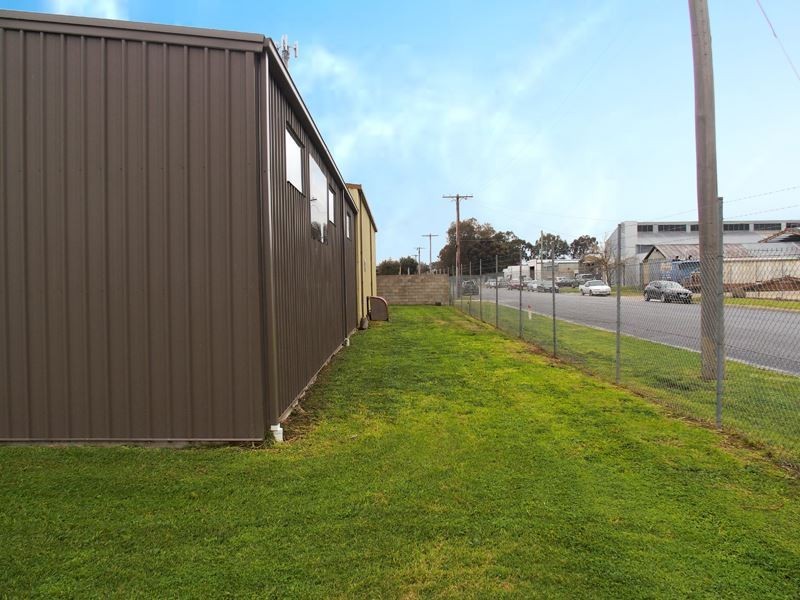 27 Hay Avenue, Wangaratta VIC 3677