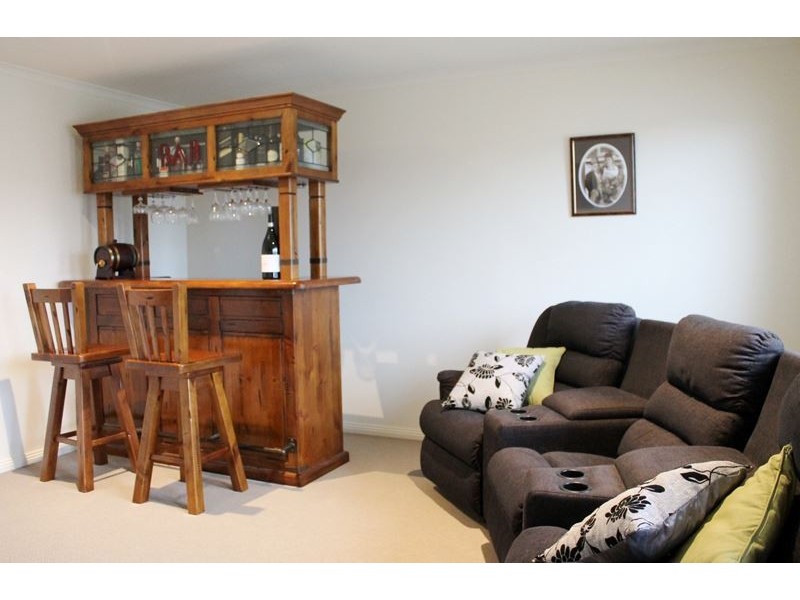 42 Thomas Wedge Drive, Wangaratta VIC 3677