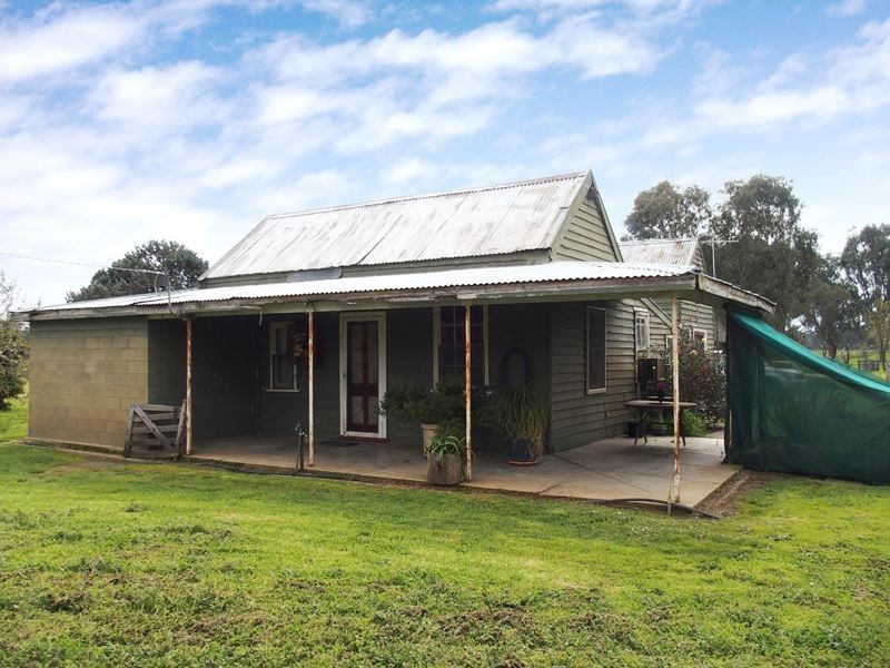 61 Bowser Londrigan Lane, Byawatha VIC 3678