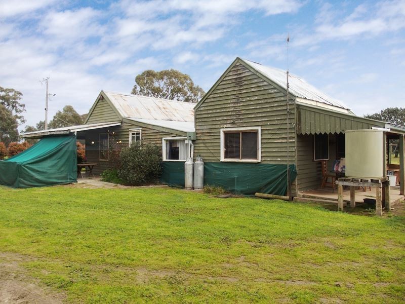 61 Bowser Londrigan Lane, Byawatha VIC 3678