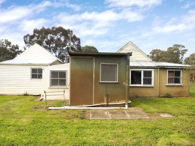 61 Bowser Londrigan Lane, Byawatha VIC 3678