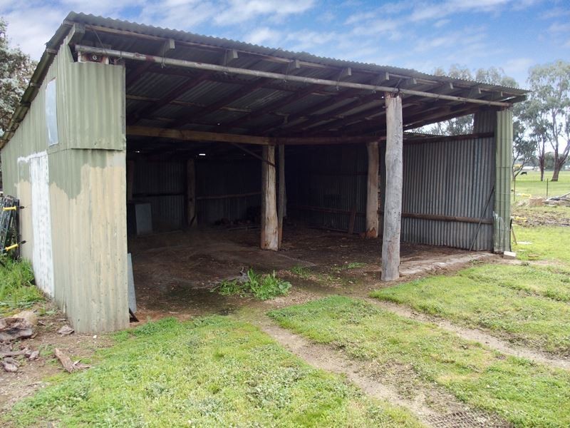 61 Bowser Londrigan Lane, Byawatha VIC 3678