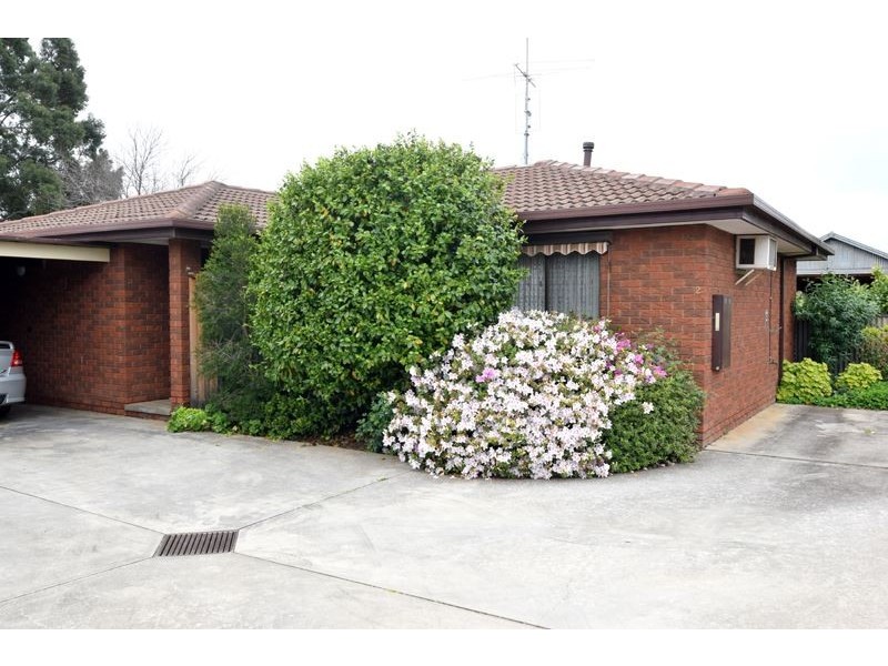 2/4 Skehan Avenue, Wangaratta VIC 3677