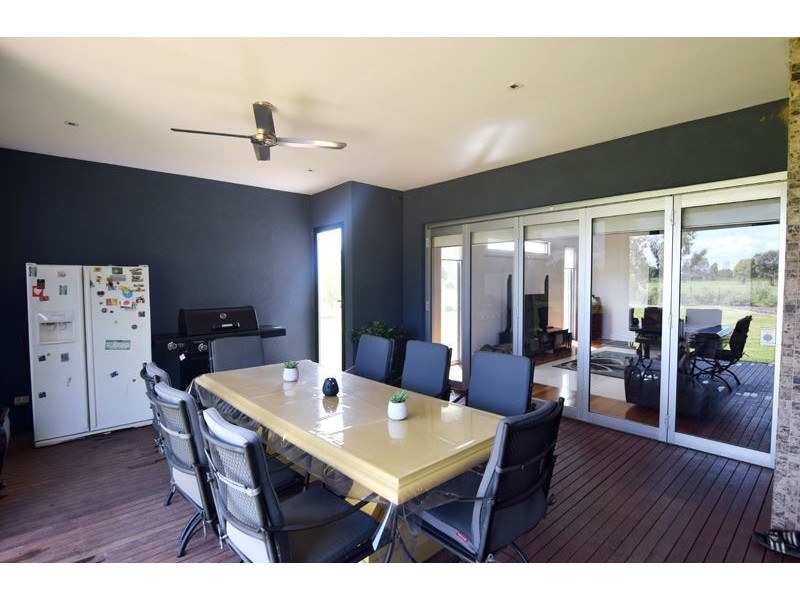 138 Milawa-Bobinawarrah Road, Milawa VIC 3678