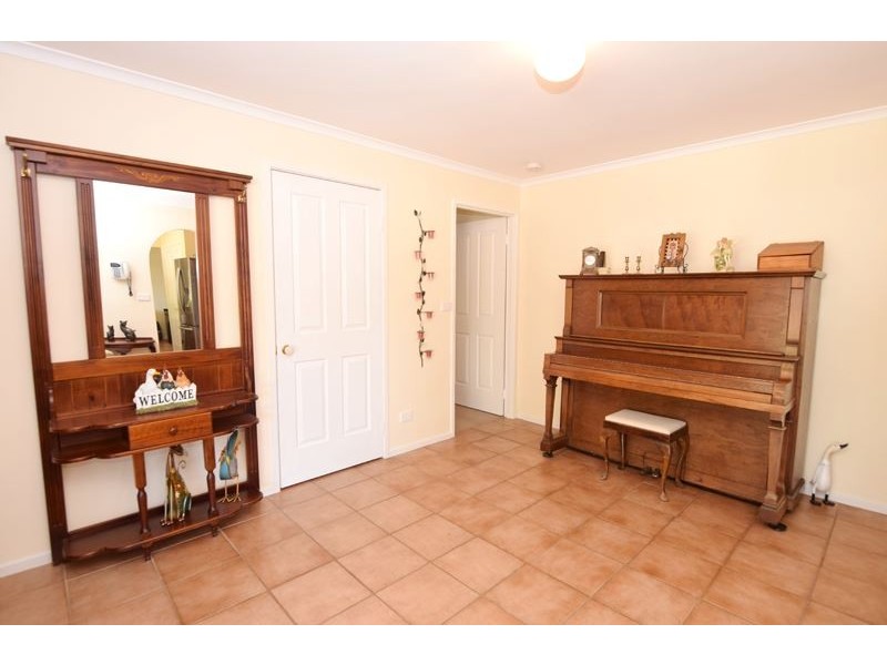 175 Thrums Road, Greta West VIC 3675