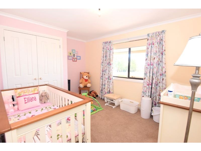 175 Thrums Road, Greta West VIC 3675