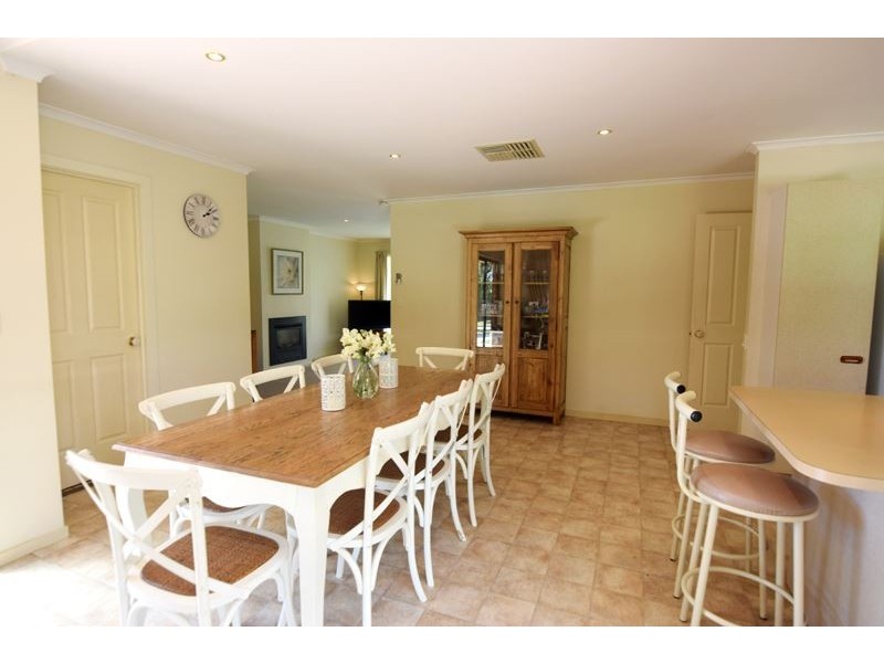 14 Milawa Bobinawarrah Road, Milawa VIC 3678