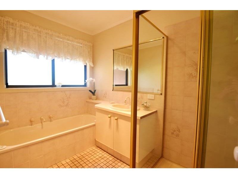 14 Milawa Bobinawarrah Road, Milawa VIC 3678