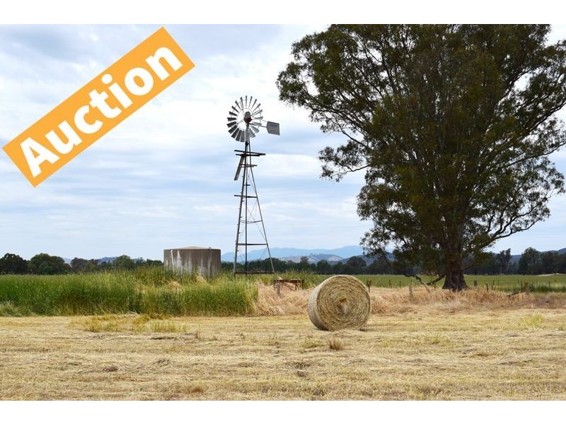 00 Docker Carboor Road, Bobinawarrah VIC 3678