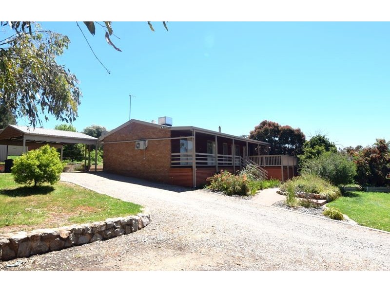 122 Old Hume Highway, Glenrowan VIC 3675