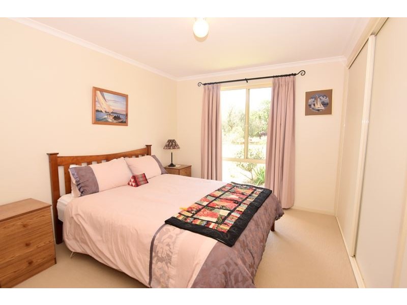 13 Sargeant Street, Thoona VIC 3726