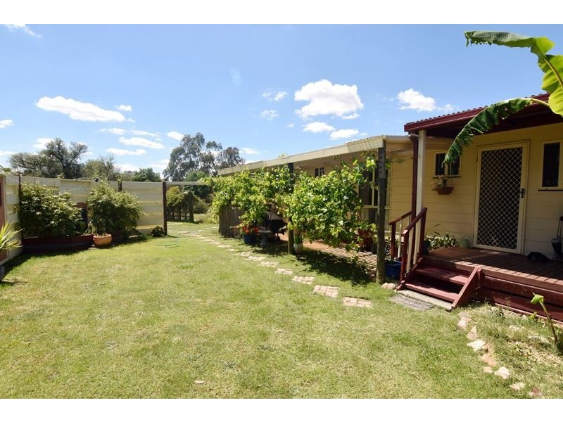 13 Sargeant Street, Thoona VIC 3726