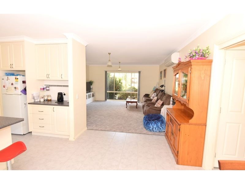 28 Monash Drive, Wangaratta VIC 3677