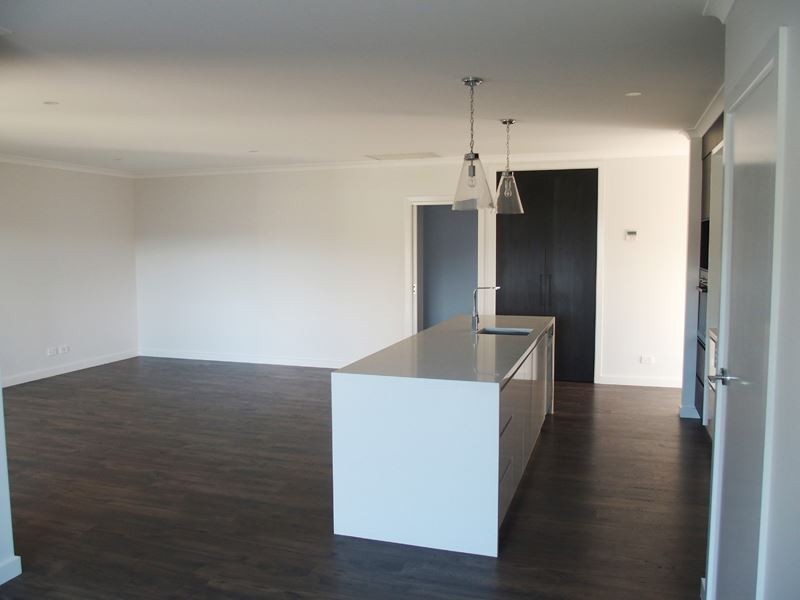 13 Dalwhinnie Drive, Wangaratta VIC 3677