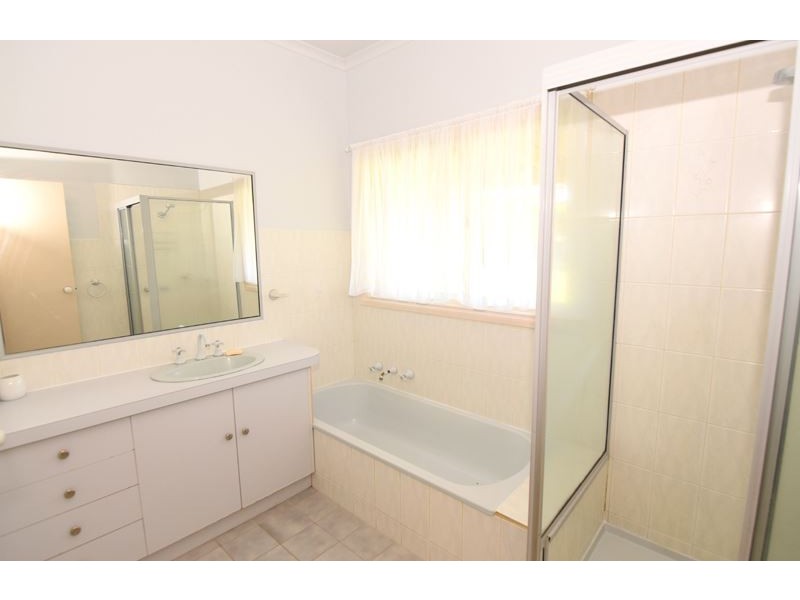 56 Chardonnay Drive, Milawa VIC 3678