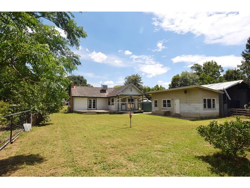 2 Byrne Street, Moyhu VIC 3732