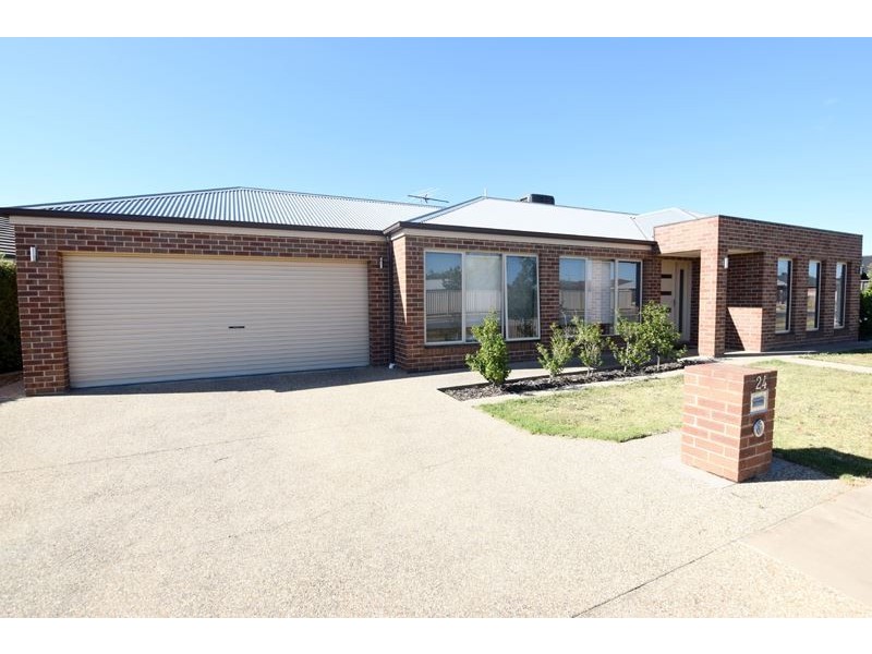 24 Thomas Wedge Drive, Wangaratta VIC 3677