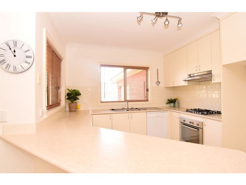 9 Trevor Drive, Wangaratta VIC 3677