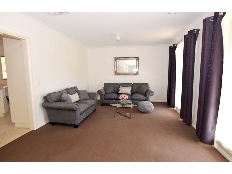 9 Trevor Drive, Wangaratta VIC 3677