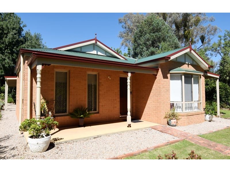 2167 Great Alpine Road, Everton VIC 3678