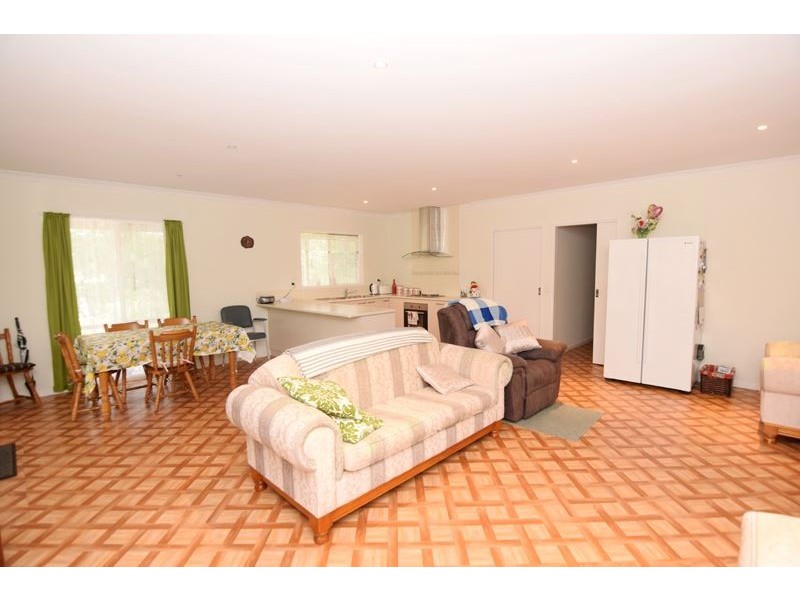 2167 Great Alpine Road, Everton VIC 3678