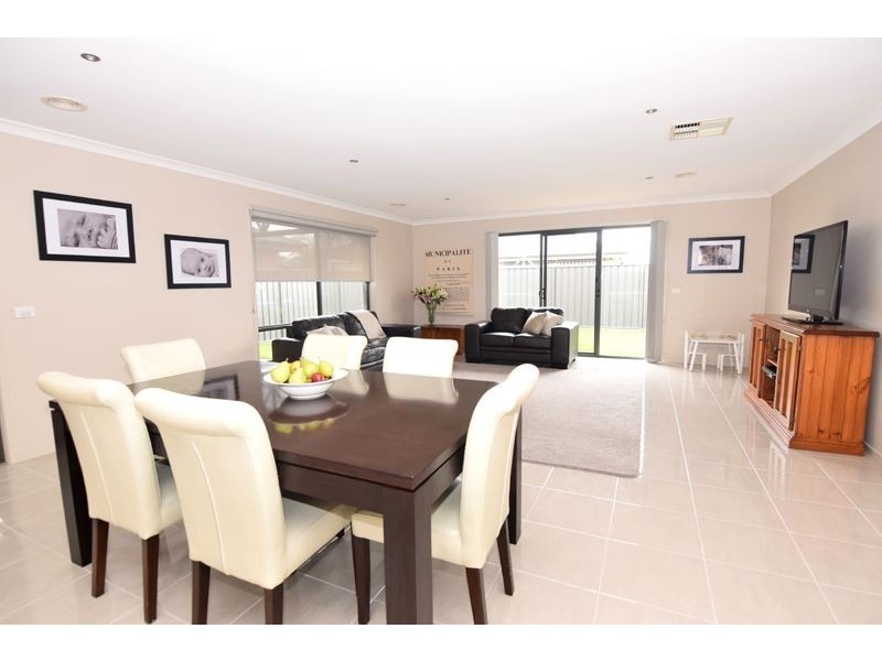 43 Creek View End, Wangaratta VIC 3677