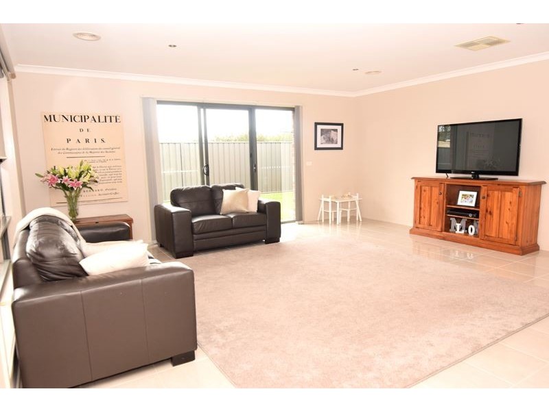 43 Creek View End, Wangaratta VIC 3677