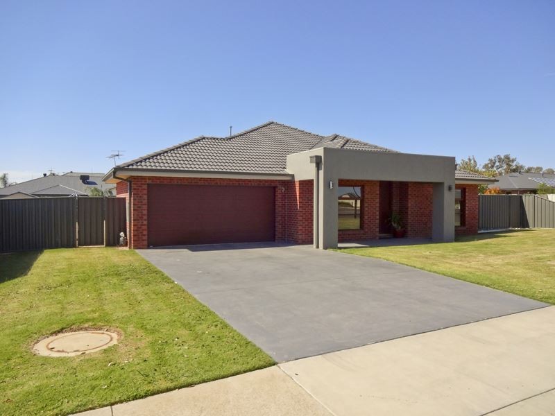 5 Arlington Park Avenue, Wangaratta VIC 3677
