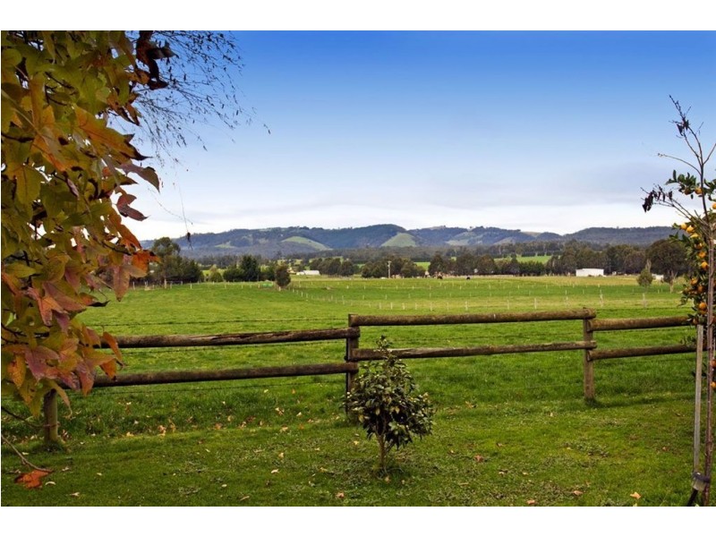 145 Williams Rd, Yinnar VIC 3869