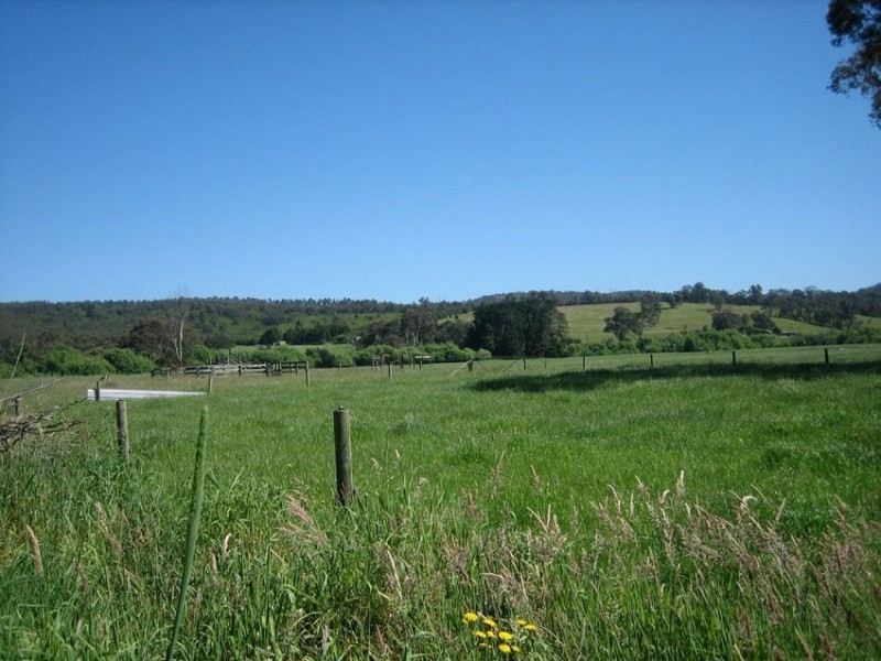 80 Christensens Rd, Tyers VIC 3844