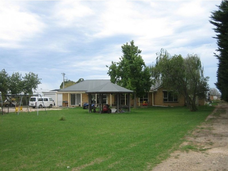 387 Sale – Heyfield Rd, Fulham VIC 3851