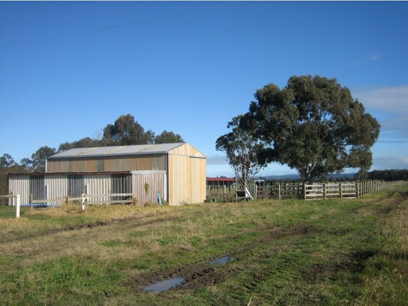 95 Neilsons Rd., Toongabbie VIC 3856