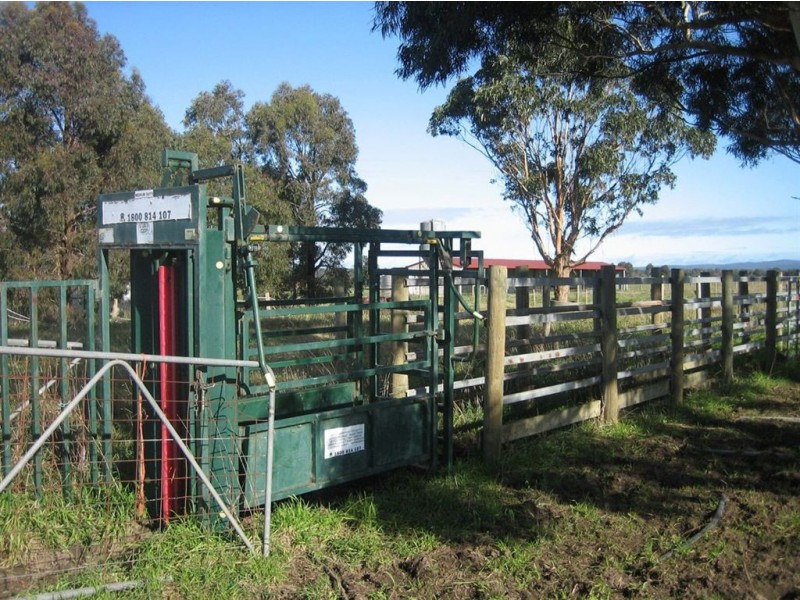 95 Neilsons Rd., Toongabbie VIC 3856