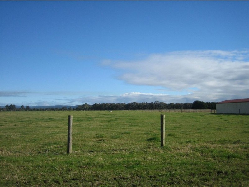 95 Neilsons Rd., Toongabbie VIC 3856