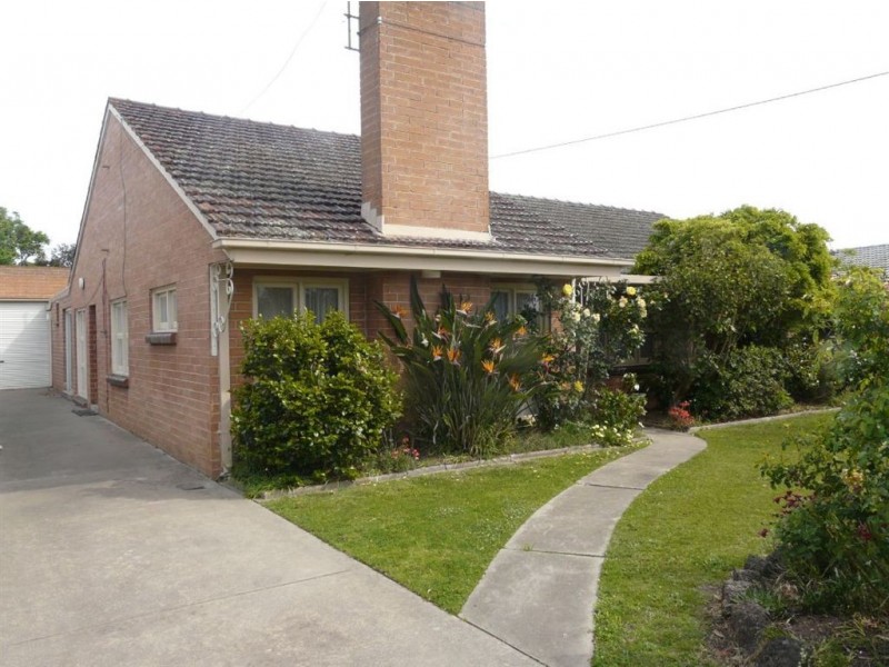 61 Pearson Street, Bairnsdale VIC 3875