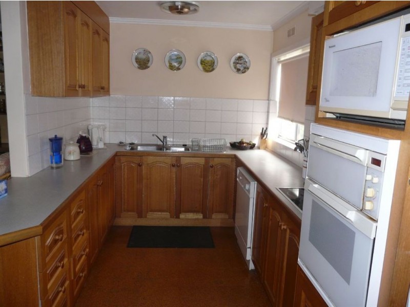 61 Pearson Street, Bairnsdale VIC 3875